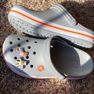 Unique crocs